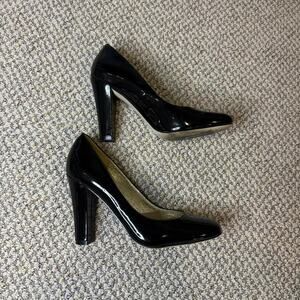 Stunning 2000s vintage y2k leather Steve Madden black shiny pumps/ heels
